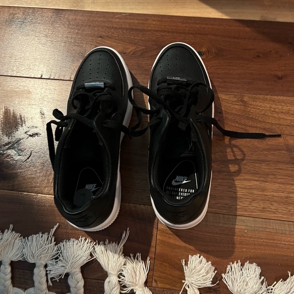 womens black and white air forces